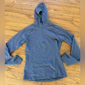 Ibex women’s lightweight sweatshirt size small blue